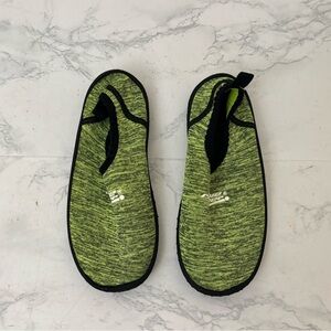 Wave Runner Water Shoes, Kids Size 11 Green Slip On Rubber Soles